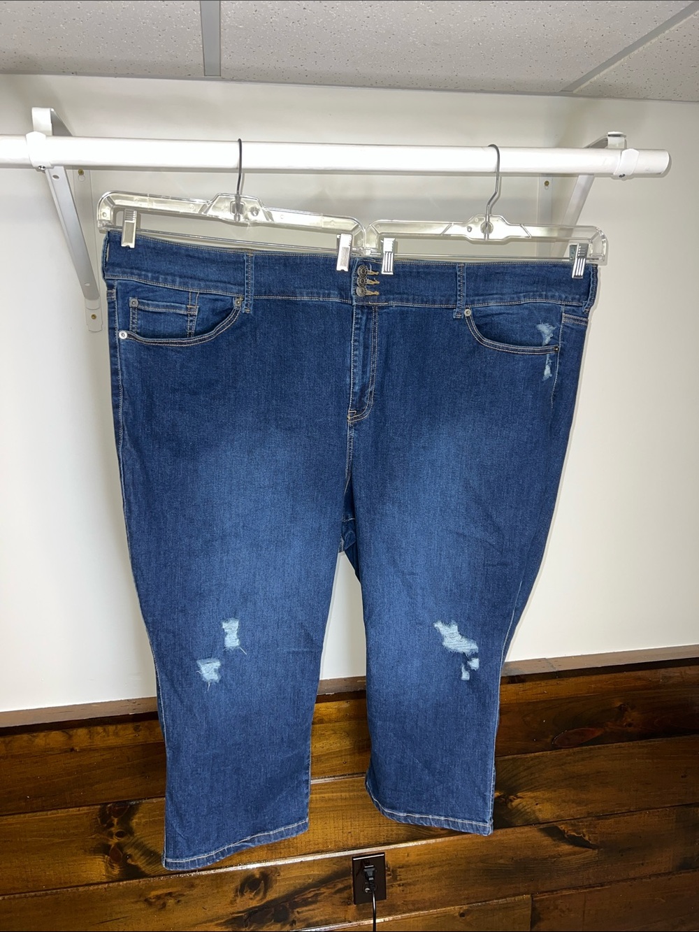 Torrid Crop Jegging Skinny‎ Jeans Dark Blue- 5X or 30
